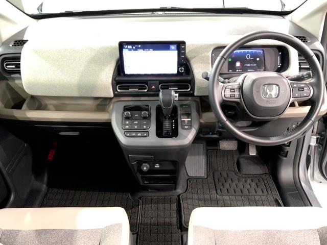 フリード エアー EX H SENSING 新車保証 禁煙試乗車 純正ナビLXM-242ZFNi TV Rカメラ BTオ-ディオ ETC LEDライト VSA 両側電動ドア 6人乗り シートヒーター クルコン 純正アルミ(9枚目)