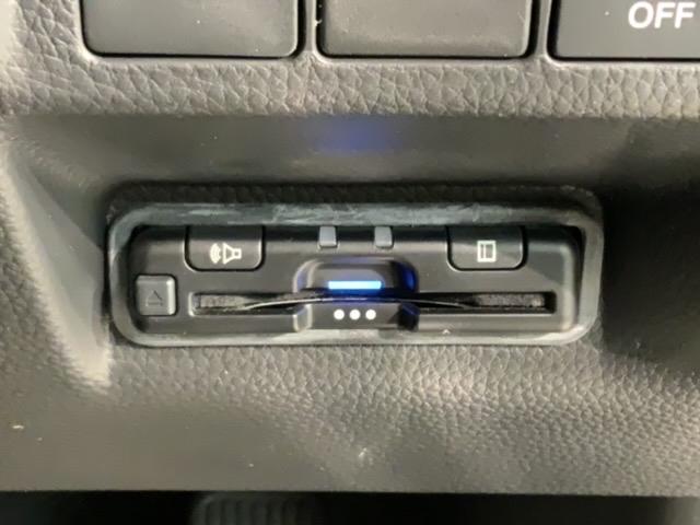 ステップワゴン e:HEVスパーダ プレミアムライン H SENSING 最長5年保証 禁煙ワンオ-ナ- 純正ナビLXM-247VFLi TV Rカメラ マルチビュ- CD録音 BTオ-ディオ DVD ETC LEDライト 両側電動ドア シ-トヒ-タ-(12枚目)