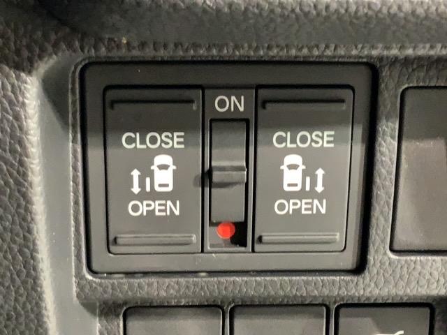 ステップワゴン e:HEVスパーダ プレミアムライン H SENSING 最長5年保証 禁煙ワンオ-ナ- 純正ナビLXM-247VFLi TV Rカメラ マルチビュ- CD録音 BTオ-ディオ DVD ETC LEDライト 両側電動ドア シ-トヒ-タ-(13枚目)