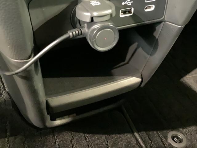 ステップワゴン e:HEVスパーダ プレミアムライン H SENSING 最長5年保証 禁煙ワンオ-ナ- 純正ナビLXM-247VFLi TV Rカメラ マルチビュ- CD録音 BTオ-ディオ DVD ETC LEDライト 両側電動ドア シ-トヒ-タ-(27枚目)
