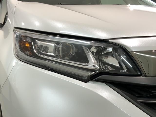 フリード クロスター・ホンダセンシング　最長５年保証　ワンオーナー　純正ナビＶＸＭ－２２７ＶＦＮｉ　フルセグ　Ｂｌｕｅｔｏｏｔｈ　Ｒカメラ　社外前後ドラレコ　ＥＴＣ　ＬＥＤライト　６人乗　両側電動ドア　シートヒーター　サイドエアバック（8枚目）