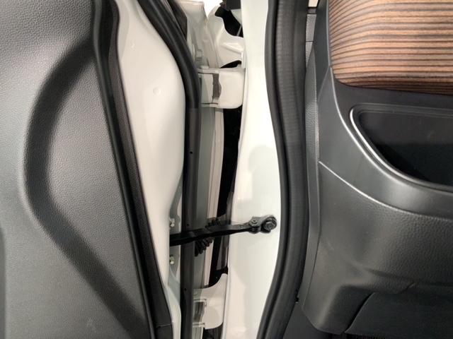 フリード クロスター・ホンダセンシング　最長５年保証　ワンオーナー　純正ナビＶＸＭ－２２７ＶＦＮｉ　フルセグ　Ｂｌｕｅｔｏｏｔｈ　Ｒカメラ　社外前後ドラレコ　ＥＴＣ　ＬＥＤライト　６人乗　両側電動ドア　シートヒーター　サイドエアバック（42枚目）