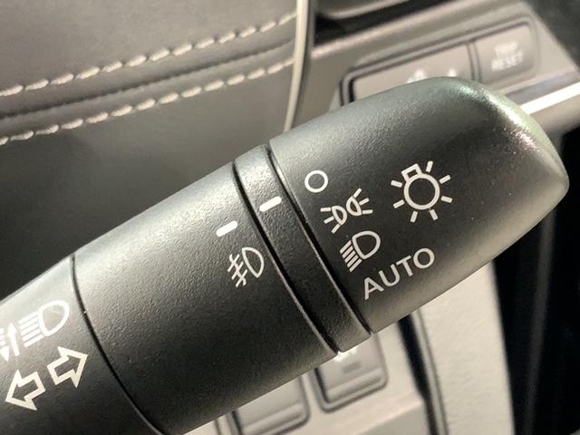 セレナ ハイウェイスター 最長5年保証 禁煙ワンオーナー 純正ナビMJ117D-W フルセグ Rカメラ マルチビュー BTオ-ディオ 衝突軽減B ETC LEDライト 横滑り防止 両側電動ドア 8人乗 純正アルミ(10枚目)