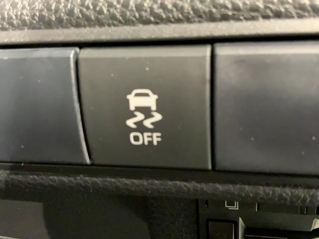 横滑り防止装置がついています。いざという時に安心ですね。