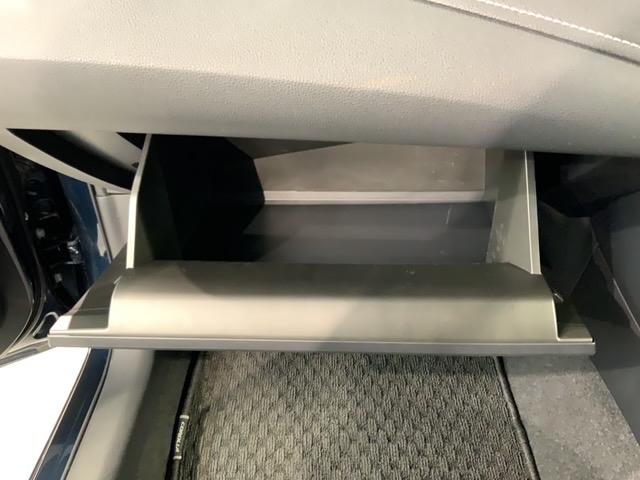 自社商品化センターにて内外装のクリーニングを実施しております！