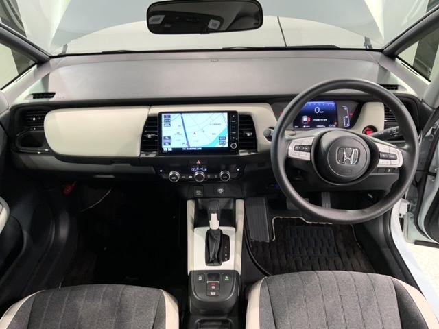 フィット ホーム 20周年特別仕様車 メゾン H SENSING 最長5年保証 禁煙1オ-ナ- 純正ナビVXU-225FTi フルセグ Rカメラ BTオ-ディオ ETC LEDライト 純正アルミ シートヒーター サドエアバック(9枚目)