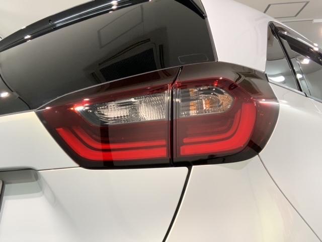 フィット ホーム 20周年特別仕様車 メゾン H SENSING 最長5年保証 禁煙1オ-ナ- 純正ナビVXU-225FTi フルセグ Rカメラ BTオ-ディオ ETC LEDライト 純正アルミ シートヒーター サドエアバック(45枚目)