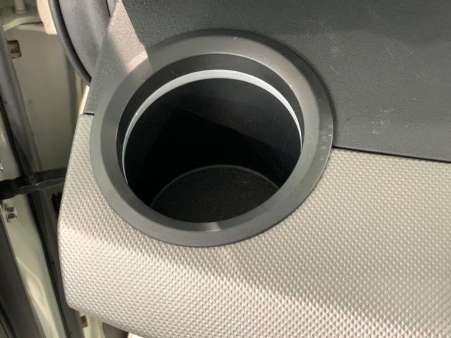 フリードハイブリッド ジャストセレクション　１年保証　禁煙ワンオ－ナ－　純正ナビＶＸＭ－１２２ＶＦｉ　フルセグ　Ｒカメラ　ＢＴオ－ディオ　ＤＶＤ　ドラレコ　ＥＴＣ　ＨＩＤ　両側電動ドア　ＶＳＡ　クルコン　アルミ　スマ－トキ－　ＡＡＣ　スペアキ－（24枚目）