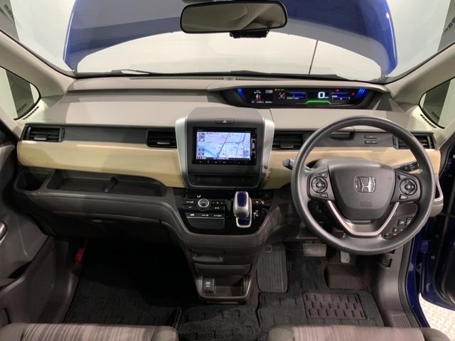 フリードハイブリッド ハイブリッド・Gホンダセンシング 最長5年保証 禁煙車 純正ナビVXM-175VFI フルセグ Bluetooth Rカメラ ETC LEDライト 両側電動 社外前後ドラレコ 純正アルミ 6ニ人乗 スマートキー サイドエアバック(9枚目)