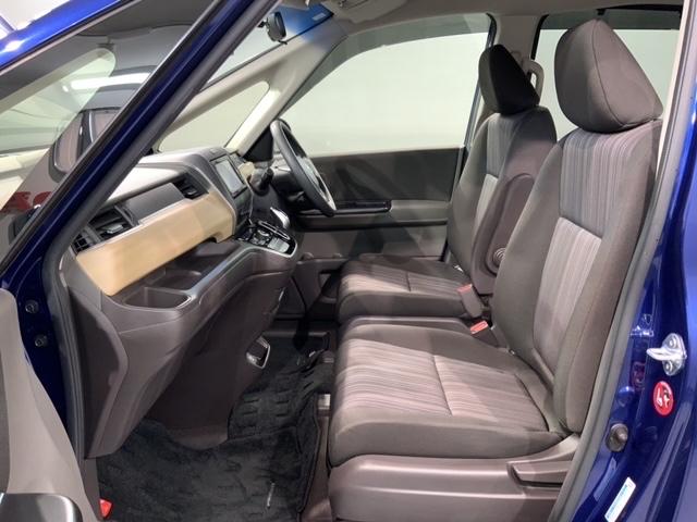 フリードハイブリッド ハイブリッド・Gホンダセンシング 最長5年保証 禁煙車 純正ナビVXM-175VFI フルセグ Bluetooth Rカメラ ETC LEDライト 両側電動 社外前後ドラレコ 純正アルミ 6ニ人乗 スマートキー サイドエアバック(31枚目)