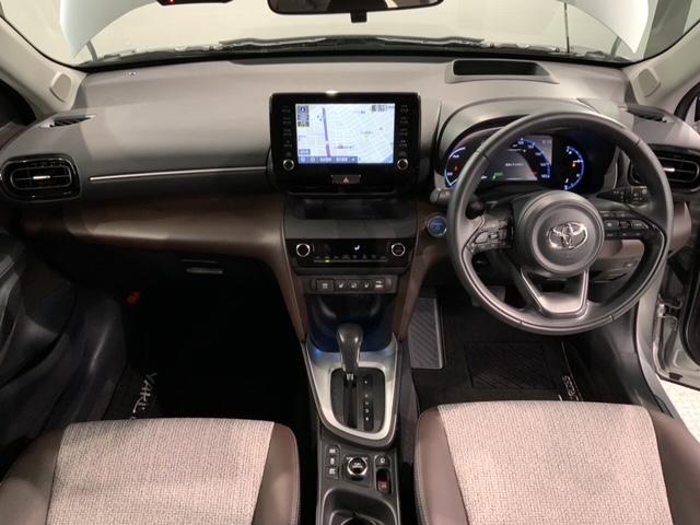 ヤリスクロス ハイブリッドZ 最長5年保証 禁煙ワンオーナー 純正ナビ TV Rカメラ マルチビュー トヨタセーフティセンス LEDライト シートヒーター ドラレコ パワーシート 純正アルミ サイドエアバック(8枚目)