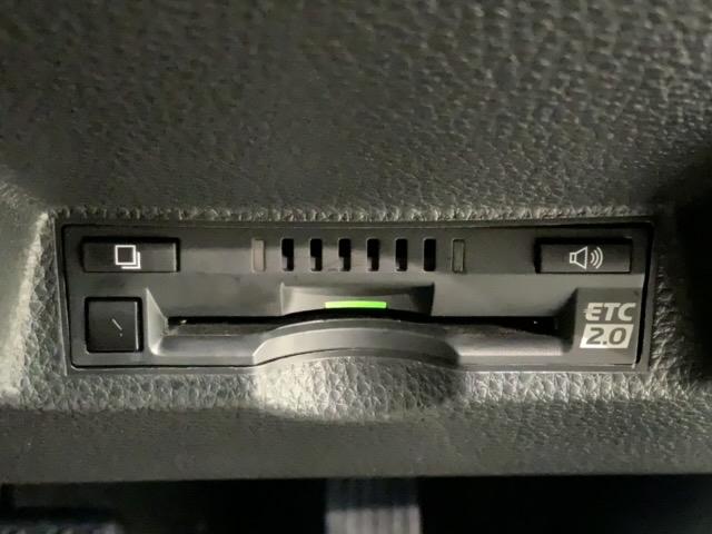 ヤリスクロス ハイブリッドZ 最長5年保証 禁煙ワンオーナー 純正ナビ TV Rカメラ マルチビュー トヨタセーフティセンス LEDライト シートヒーター ドラレコ パワーシート 純正アルミ サイドエアバック(13枚目)