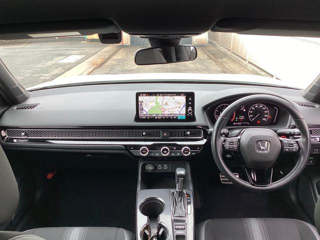 シビック LX 当社下取り ワンオーナー ホンダセンシング コネクトディスプレー リアカメラ フルセグ 減速セレクター シートヒーター 純正ETC2.0 VSA クルーズコントロール サイドエアバッグ 電子パーキング(4枚目)