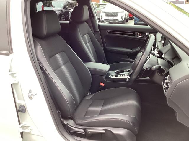 シビック LX 当社下取り ワンオーナー ホンダセンシング コネクトディスプレー リアカメラ フルセグ 減速セレクター シートヒーター 純正ETC2.0 VSA クルーズコントロール サイドエアバッグ 電子パーキング(5枚目)