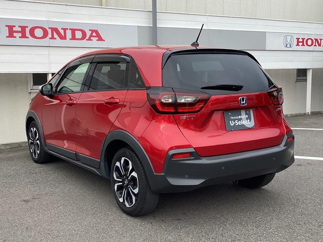 フィット ｅ：ＨＥＶクロスター　ホンダセンシング　純正ギャザズ８インチインターナビ　リアカメラ　フルセグ　クルーズコントロール　ＶＳＡ　純正音声ガイドＥＴＣ　パーキングセンサー　前後誤発進抑制機能　純正ドライブレコーダーＦ／Ｒ（28枚目）