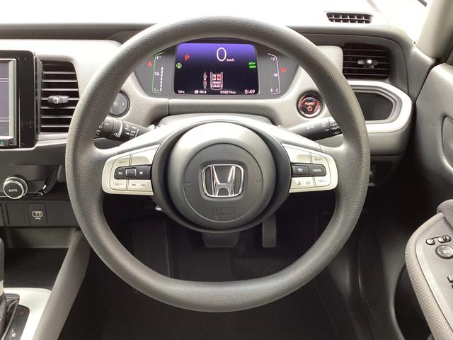 フィット ｅ：ＨＥＶクロスター　ホンダセンシング　純正ギャザズ８インチインターナビ　リアカメラ　フルセグ　クルーズコントロール　ＶＳＡ　純正音声ガイドＥＴＣ　パーキングセンサー　前後誤発進抑制機能　純正ドライブレコーダーＦ／Ｒ（33枚目）