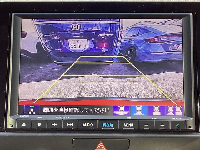 フィット ｅ：ＨＥＶクロスター　ホンダセンシング　純正ギャザズ８インチインターナビ　リアカメラ　フルセグ　クルーズコントロール　ＶＳＡ　純正音声ガイドＥＴＣ　パーキングセンサー　前後誤発進抑制機能　純正ドライブレコーダーＦ／Ｒ（36枚目）