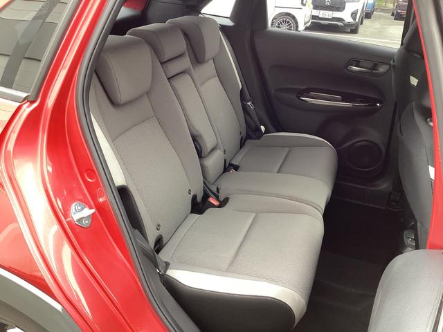 フィット ｅ：ＨＥＶクロスター　ホンダセンシング　純正ギャザズ８インチインターナビ　リアカメラ　フルセグ　クルーズコントロール　ＶＳＡ　純正音声ガイドＥＴＣ　パーキングセンサー　前後誤発進抑制機能　純正ドライブレコーダーＦ／Ｒ（46枚目）