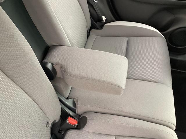 フィット ｅ：ＨＥＶクロスター　ホンダセンシング　純正ギャザズ８インチインターナビ　リアカメラ　フルセグ　クルーズコントロール　ＶＳＡ　純正音声ガイドＥＴＣ　パーキングセンサー　前後誤発進抑制機能　純正ドライブレコーダーＦ／Ｒ（47枚目）