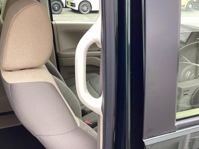 Ｎ－ＢＯＸ Ｇホンダセンシング　ホンダセンシング　社外ナビ　リアカメラ　ワンセグ　ＶＳＡ　純正ＥＴＣ　クルーズコントロール　オートハイビーム　前後誤発進抑制機能　両側スライドドア　ＬＥＤヘッドライト　スマートキー（42枚目）
