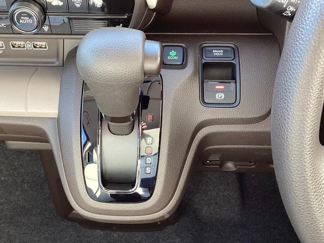 N-WGN Lホンダセンシング ホンダセンシング 純正ギャザズインターナビ リアカメラ フルセグ クルーズコントロール パーキングセンサー VSA 純正ETC サイドエアバッグ 電子パーキング 前後誤発進抑制機能 USB充電2個(17枚目)