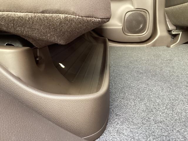 N-WGN Lホンダセンシング ホンダセンシング 純正ギャザズインターナビ リアカメラ フルセグ クルーズコントロール パーキングセンサー VSA 純正ETC サイドエアバッグ 電子パーキング 前後誤発進抑制機能 USB充電2個(50枚目)