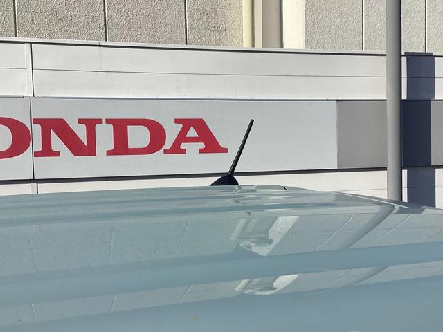 Ｎ－ＢＯＸ ファッションスタイル　当店元試乗車　ホンダセンシング　純正ギャザズコネクトナビ　リアカメラ　フルセグ　リア両側パワースライドドア　シートヒーター　サイドエアバッグ　クルーズコントロール　ＶＳＡ　前後誤発進抑制機能（24枚目）