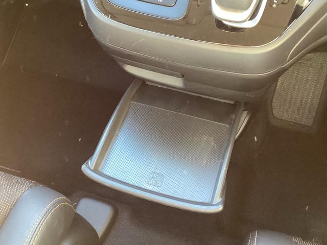 フリード+ハイブリッド ハイブリッド・クロスターホンダセンシング 当店下取 ワンオーナー タイヤ4本新品 純正ギャザズ9インチインターナビ リアカメラ 純正ギャザ11.6インチリア席モニター シートヒーター クルーズコントロール VSA 純正ETC ルーフレール(48枚目)