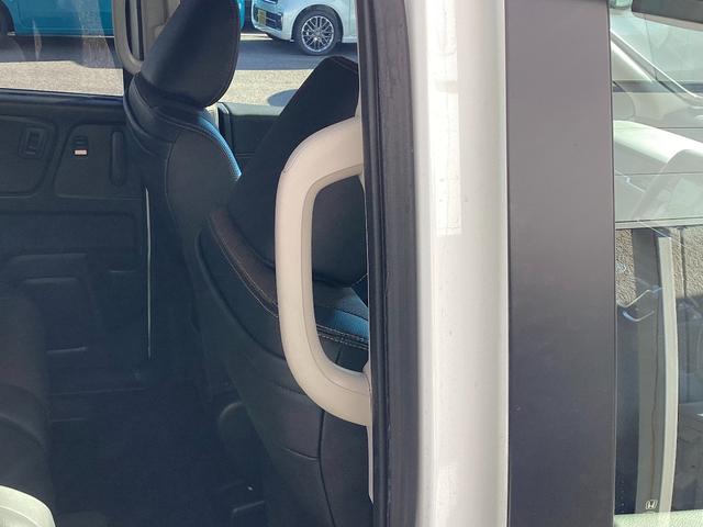 フリード+ハイブリッド ハイブリッド・クロスターホンダセンシング 当店下取 ワンオーナー タイヤ4本新品 純正ギャザズ9インチインターナビ リアカメラ 純正ギャザ11.6インチリア席モニター シートヒーター クルーズコントロール VSA 純正ETC ルーフレール(50枚目)