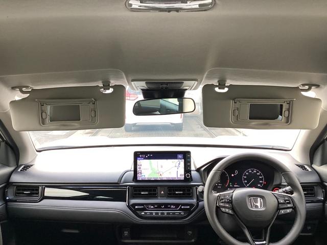 �T���o�C�U�[�ɂ́A�^�]�ȁA����ȂƂ��Ƀo�j�e�B�~���[���t���Ă܂��B�����ɂ͊����������ł��ˁ�