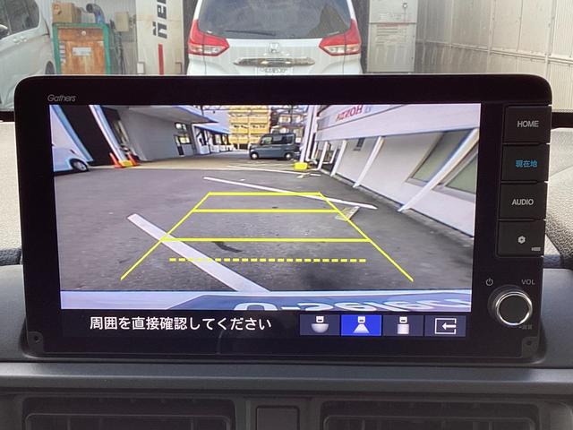 �o�b�N�J�����̓��C�h�J�����ɂȂ��Ă��܂��̂ŁA�R��ނ̉f�����I���\�ł�������̓��C�h�r���[��