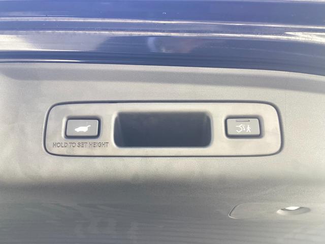 ZR-V e:HEVZ 当店元試乗車 ホンダセンシング コネクトディスプレー マルチビューカメラシステム フルセグ BSI パワーテールゲート レザーシート パワーシート シートヒーター ステアリングヒーター ワイヤレス充電(14枚目)