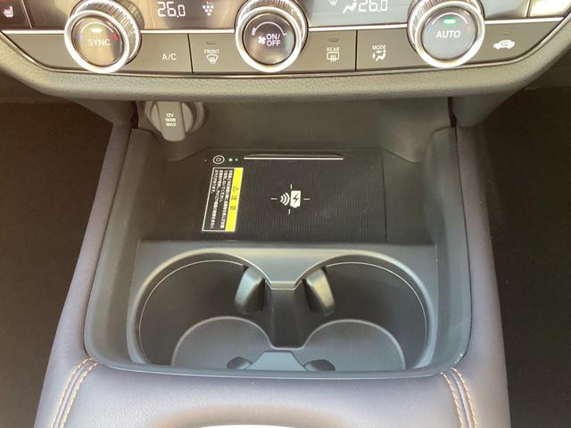 ZR-V e:HEVZ 当店元試乗車 ホンダセンシング コネクトディスプレー マルチビューカメラシステム フルセグ BSI パワーテールゲート レザーシート パワーシート シートヒーター ステアリングヒーター ワイヤレス充電(16枚目)