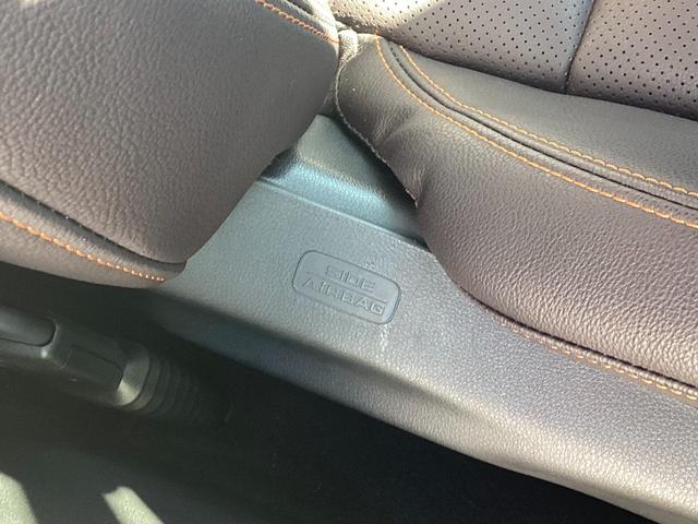 ZR-V e:HEVZ 当店元試乗車 ホンダセンシング コネクトディスプレー マルチビューカメラシステム フルセグ BSI パワーテールゲート レザーシート パワーシート シートヒーター ステアリングヒーター ワイヤレス充電(19枚目)