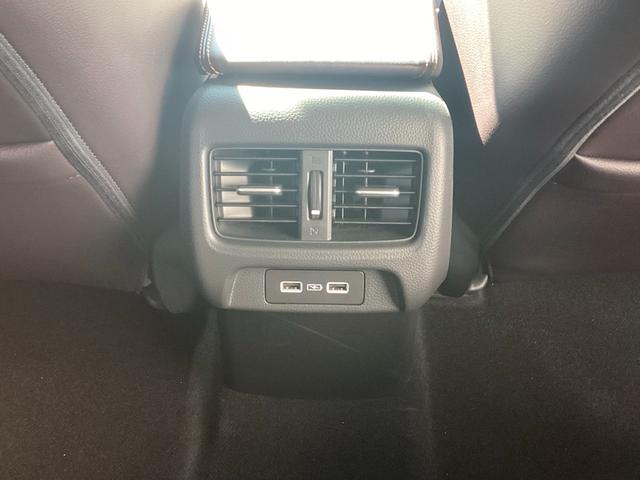 ZR-V e:HEVZ 当店元試乗車 ホンダセンシング コネクトディスプレー マルチビューカメラシステム フルセグ BSI パワーテールゲート レザーシート パワーシート シートヒーター ステアリングヒーター ワイヤレス充電(23枚目)