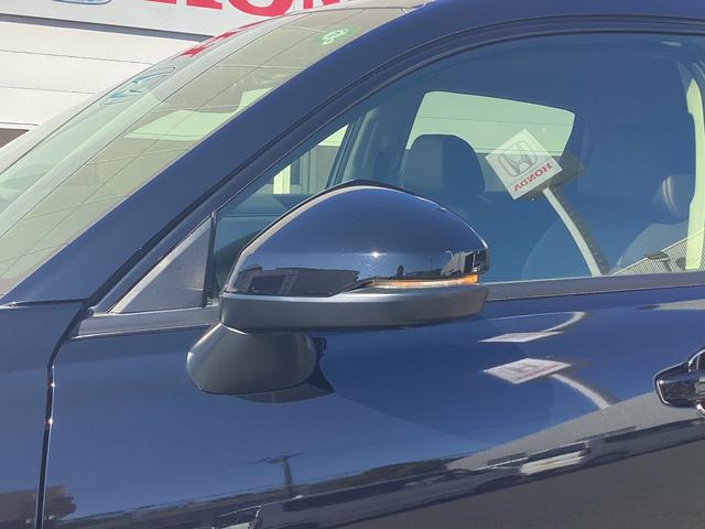 ZR-V e:HEVZ 当店元試乗車 ホンダセンシング コネクトディスプレー マルチビューカメラシステム フルセグ BSI パワーテールゲート レザーシート パワーシート シートヒーター ステアリングヒーター ワイヤレス充電(27枚目)