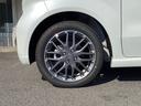 ピューターグレーに彩られた純正15インチアルミホイール☆タイヤサイズは165/55R15です。