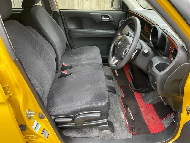 Ｎ－ＯＮＥ ツアラー・Ｌパッケージ　ターボ車　純正１４インチアルミ　ＨＩＤライト　クルーズコントロール　パドルシフト　プッシュスタート　スマートキー　オートライト　オートエアコン　バックカメラ　純正オーディオ　ＥＴＣ（17枚目）