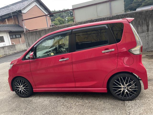 デイズ ハイウェイスターＸ　Ｖセレクション＋セーフティＩＩ　禁煙車　ローダウン　社外１６アルミ　新品タイヤ付　衝突防止装置　全周囲カメラ　ＨＩＤ　プッシュスタート　スマートキー　純正フルセグナビ　Ｂｌｕｅｔｏｏｔｈ　ＥＴＣ　ドライブレコーダー　オートエアコン（14枚目）