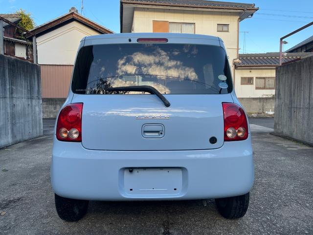 アルトラパン １０ｔｈアニバーサリーリミテッド　禁煙車　社外ワンセグナビ　ドライブレコーダー前後　バックカメラ　Ｂｌｕｅｔｏｏｔｈ　シートヒーター　スマートキー　プッシュスタート　純正アルミホイール　ＡＢＳ（8枚目）