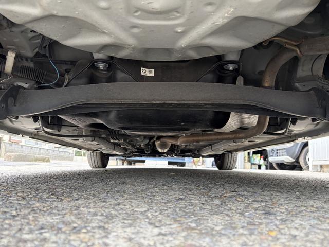 ヤリス Ｇ　１２か月走行距離無制限ＣＡＲＴＥＮＤＥＲ保証　ナビ　ＥＴＣ　スペアキー　バックカメラ　Ｂｌｕｅｔｏｏｔｈオーディオ　ＵＳＢ　オートライト　オートマチックハイビーム　プッシュスタート　スマートキー（54枚目）