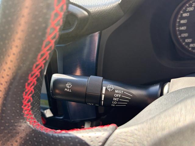 ８６ ＧＴ　６ＭＴ　ＨＫＳ車高調　テイン車高調　エアロ　キャンバー角調整　ナビ　地デジ　Ｂｌｕｅｔｏｏｔｈオーディオ　アルミホイール　６速マニュアル　スマートキー　プッシュスタート　フォグランプ　社外ヘッドライト（19枚目）