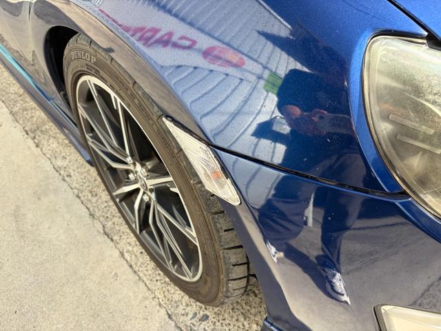 ８６ ＧＴ　６ＭＴ　ＨＫＳ車高調　テイン車高調　エアロ　キャンバー角調整　ナビ　地デジ　Ｂｌｕｅｔｏｏｔｈオーディオ　アルミホイール　６速マニュアル　スマートキー　プッシュスタート　フォグランプ　社外ヘッドライト（46枚目）