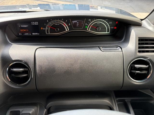 Ｎ－ＢＯＸカスタム Ｌターボ　後期　１２か月走行距離無制限ＣＡＲＴＥＮＤＥＲ保証　ナビ　地デジ　バックカメラ　Ｂｌｕｅｔｏｏｔｈオーディオ　ＥＴＣ　シートバックテーブル　前席シートヒーター　両側パワースライドドア　ＵＳＢ　アルミ（26枚目）