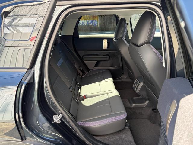 ＭＩＮＩ カントリーマンＤ　クラシック・トリム　Ａｐｐｌｅｃａｒｐｌａｙ　ａｎｄｒｏｉｄａｕｔｏ　全方位カメラ　本革シート　前席パワーシート　前後ドライブレコーダー　ＥＴＣ　ナビ　スペアキー　ワイヤレス充電　ＵＳＢ　ハーマンカードン　シートヒーター（18枚目）