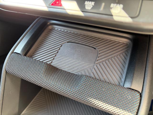 ＭＩＮＩ カントリーマンＤ　クラシック・トリム　Ａｐｐｌｅｃａｒｐｌａｙ　ａｎｄｒｏｉｄａｕｔｏ　全方位カメラ　本革シート　前席パワーシート　前後ドライブレコーダー　ＥＴＣ　ナビ　スペアキー　ワイヤレス充電　ＵＳＢ　ハーマンカードン　シートヒーター（35枚目）