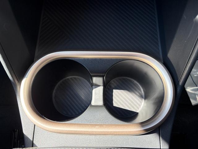 ＭＩＮＩ カントリーマンＤ　クラシック・トリム　Ａｐｐｌｅｃａｒｐｌａｙ　ａｎｄｒｏｉｄａｕｔｏ　全方位カメラ　本革シート　前席パワーシート　前後ドライブレコーダー　ＥＴＣ　ナビ　スペアキー　ワイヤレス充電　ＵＳＢ　ハーマンカードン　シートヒーター（36枚目）