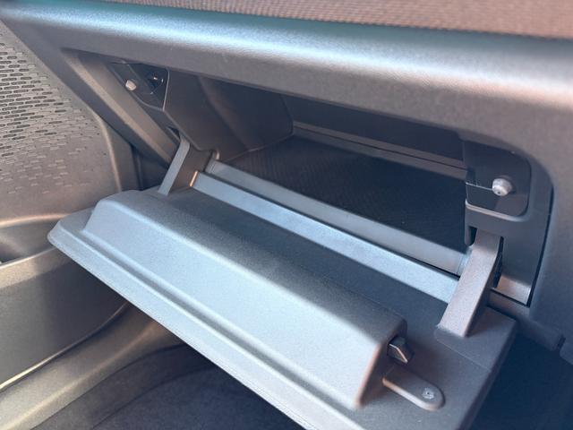 ＭＩＮＩ カントリーマンＤ　クラシック・トリム　Ａｐｐｌｅｃａｒｐｌａｙ　ａｎｄｒｏｉｄａｕｔｏ　全方位カメラ　本革シート　前席パワーシート　前後ドライブレコーダー　ＥＴＣ　ナビ　スペアキー　ワイヤレス充電　ＵＳＢ　ハーマンカードン　シートヒーター（40枚目）