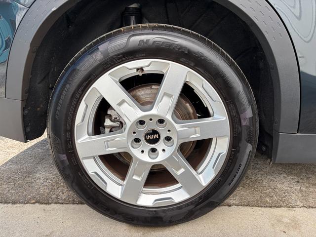 ＭＩＮＩ カントリーマンＤ　クラシック・トリム　Ａｐｐｌｅｃａｒｐｌａｙ　ａｎｄｒｏｉｄａｕｔｏ　全方位カメラ　本革シート　前席パワーシート　前後ドライブレコーダー　ＥＴＣ　ナビ　スペアキー　ワイヤレス充電　ＵＳＢ　ハーマンカードン　シートヒーター（58枚目）