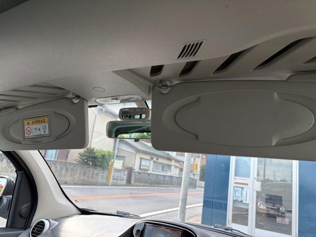 カングー ゼン　ナビ　地デジ　バックカメラ　Ｂｌｕｅｔｏｏｔｈオーディオ　マルチルーフレール　ＥＴＣ　ＵＳＢ　キーレス　バックフォグ　ＩＳＯＦＩＸ　両側スライドドア　フロントフォグランプ　パワーウインドウ（36枚目）